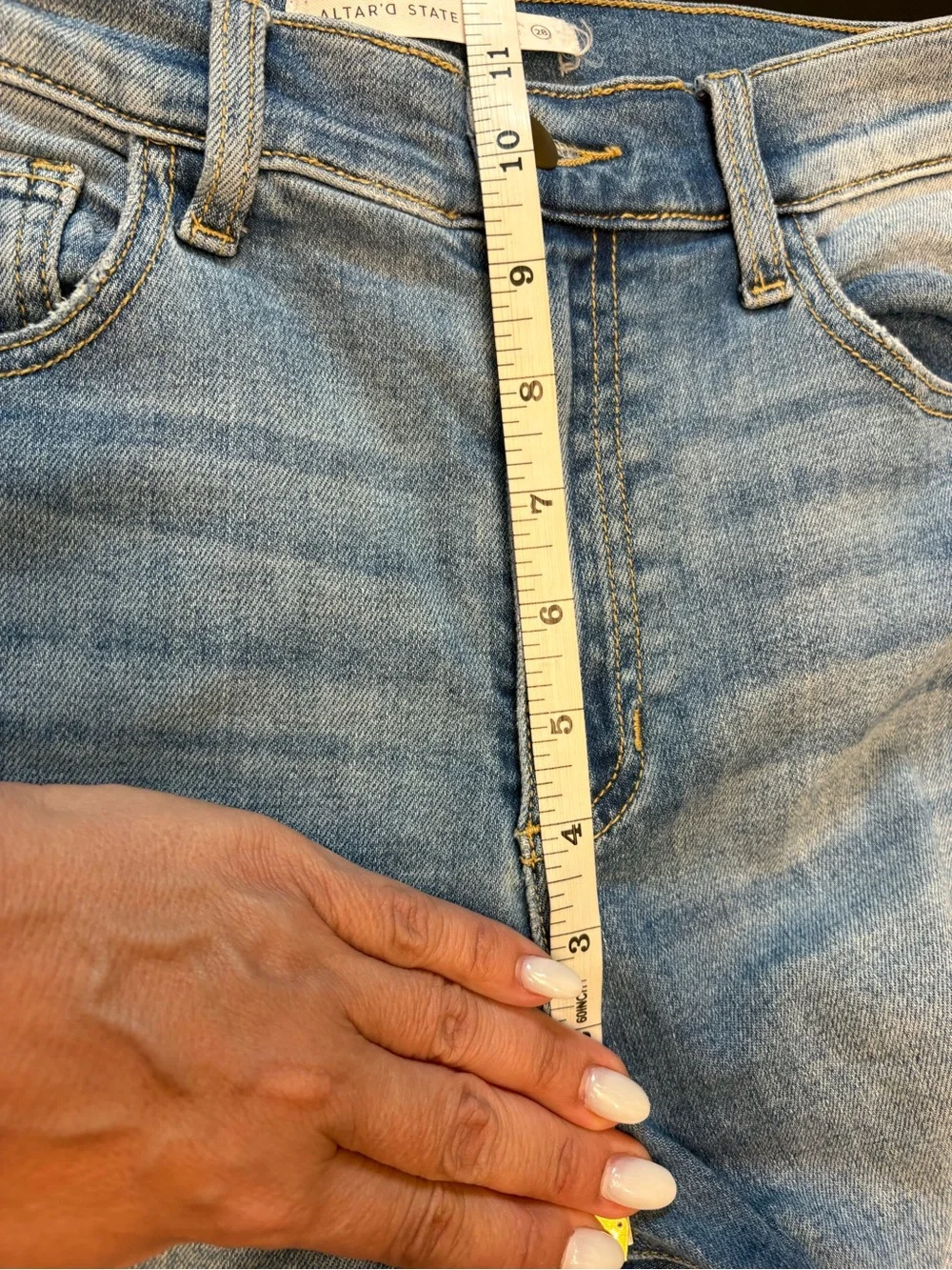 Altar'd State Light Blue Distressed Cropped Jeans - Picture 11 of 12